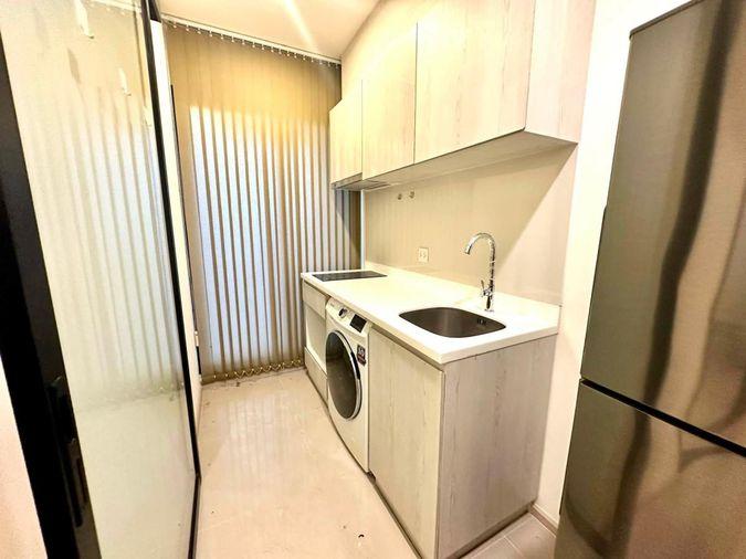 รูป Life Asoke | Ultimate Convenience! Life Asoke | 1 Bed 1 Bath Direct Skywalk Access | 0m to MRT Phetchaburi & ARL Makkasan - รูปที่ 3/4