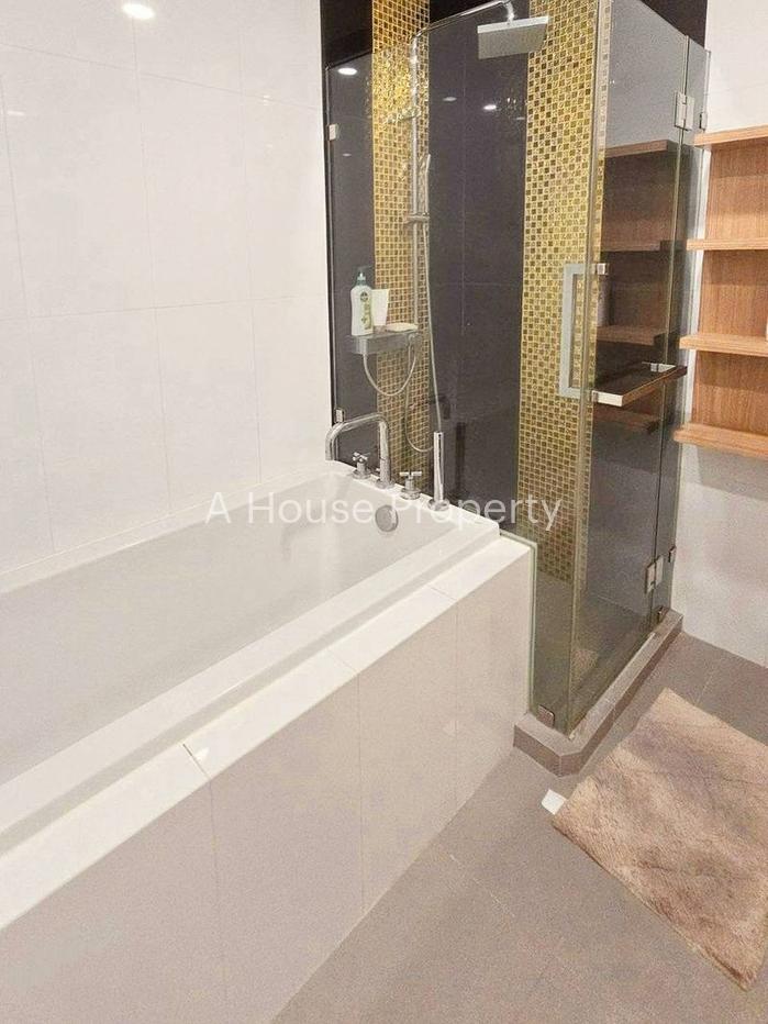 picture Plus Condo for rent, great location near Assumption School Sriracha, Chonburi. - 5/6