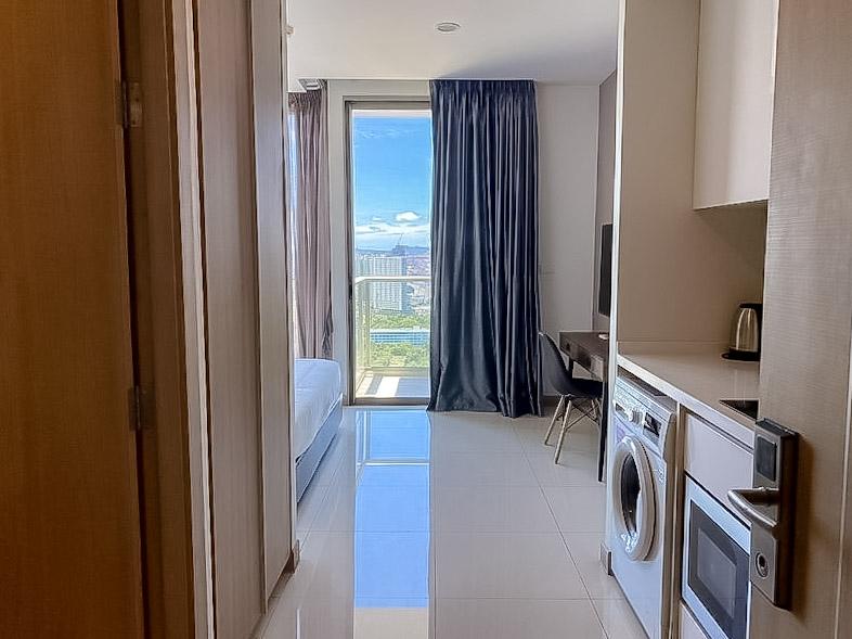 picture Studio Condo for Sale The Riviera Wongamat Beach City View - 1/6