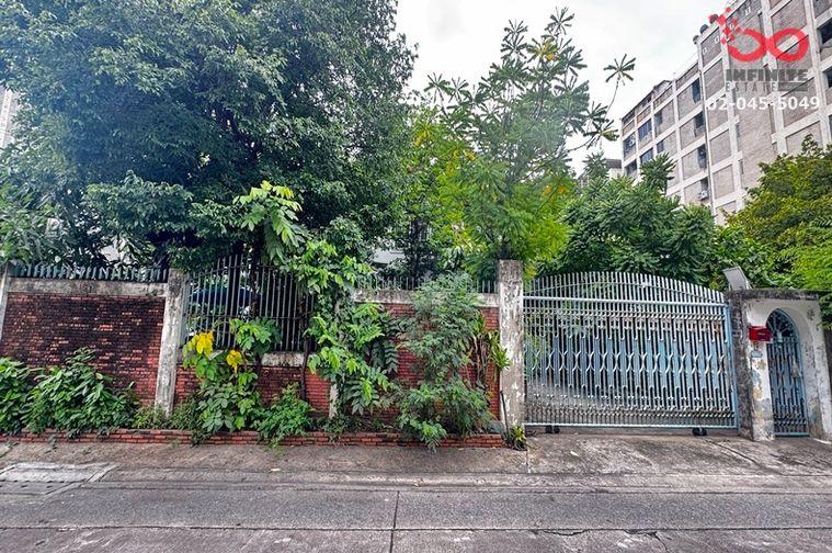 รูป ขายบ้านพร้อมที่ดิน 163 ตร.ว. สุทธิสารวินิจฉัย ซอยอินทามระ 47 ซอยรัชดาภิเษก 17 ทำเลใจกลางเมือง ใกล้ MRT - รูปที่ 2/3