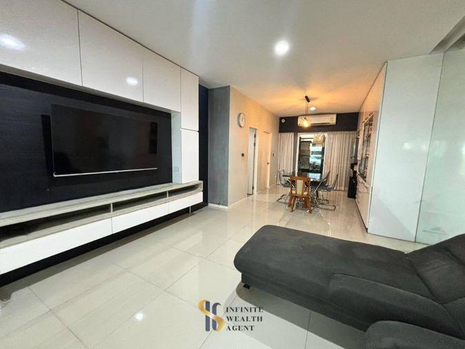รูป แรร์ไอเทมไซส์ใหญ่สุดในโครงการ! ⚡ ทาวน์โฮมสุขุมวิท 77 อ่อนนุช 33.5 ตร.ว. 3นอน 3จอด ต่อเติมครบ เลี้ยงสัตว์ได้ 9.9 ล้าน | นัดชมบ้านจริงด่วน! - รูปที่ 8/15