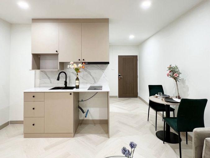 picture The Trio Garden Condo For Sale - 10/12