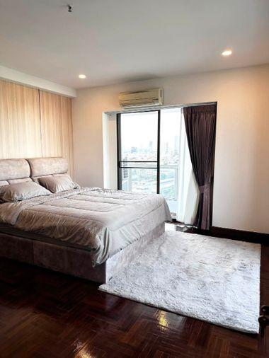 รูป Best Price ‼️ให้เช่า Riverside Tower ห้องสวย ตกแต่งคลาสสิก เฟอร์ครบ ชั้นสูง วิวแม่น้ำ น่าอยู่มาก 💛 DS4144 | Line @Dstay - รูปที่ 4/8