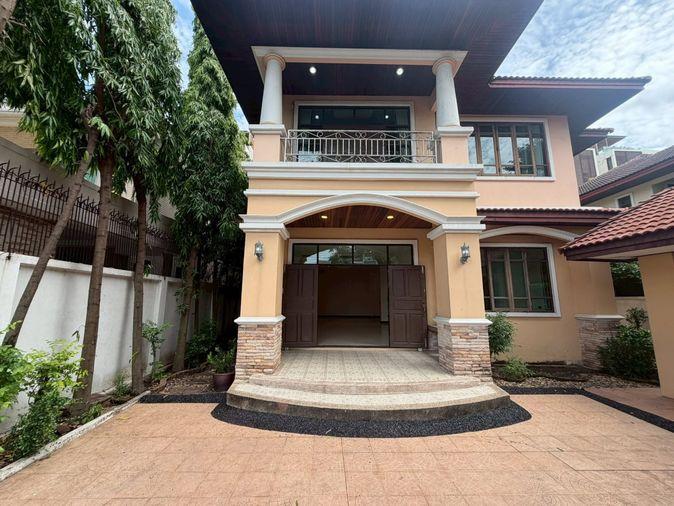 picture For Rent Detached house Sukhumvit71 Pridi Ekkamai GH671 - 1/17