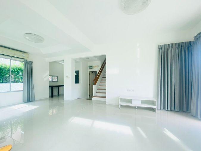 รูป HR3813ปล่อยเช่าบ้านเดี่ยว สีวลี บางนา รีโนเวทใหม่ ไซส์ใหญ่ ใกล้เมกาบางนา ราคาดีที่สุดในโครงการ - รูปที่ 2/20