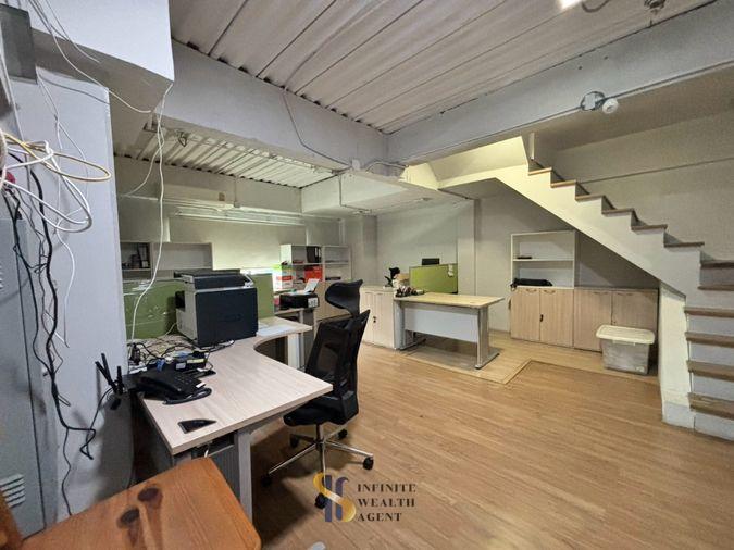 รูป พร้อมลุยธุรกิจ! ✨ โฮมออฟฟิศ 2 คูหา 520ตร.ม. จอดรถ 8 คัน | H Cape Biz Sector ใกล้มอเตอร์เวย์-สุวรรณภูมิ 18 ล้าน | ทักด่วน นัดชมบ้านได้เลย 💼 - รูปที่ 11/21