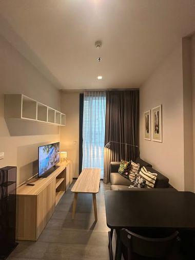 picture 1Bed | 1Bath | BTS Asok | 30sqm | THB 25,000/mo | Fl.15 — Edge Sukhumvit 23 Bangkok - 1/5