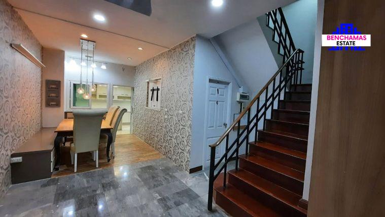 รูป 🔥 ขายบ้านหลังใหญ่ 🏡 หมู่บ้านวราธร วิลล์ พัฒนาการ 44 | Varathorn Ville Pattanakarn 44 | ใกล้ MRT พัฒนาการ - รูปที่ 3/17
