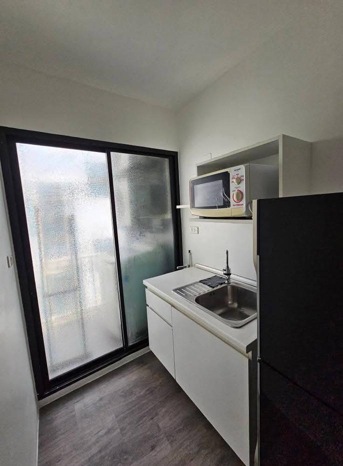picture 1Bed | 1Bath | BTS Bearing | 29sqm | THB 8,500/mo | Fl.8 — B-Loft Sukhumvit 109 Bangkok - 6/10