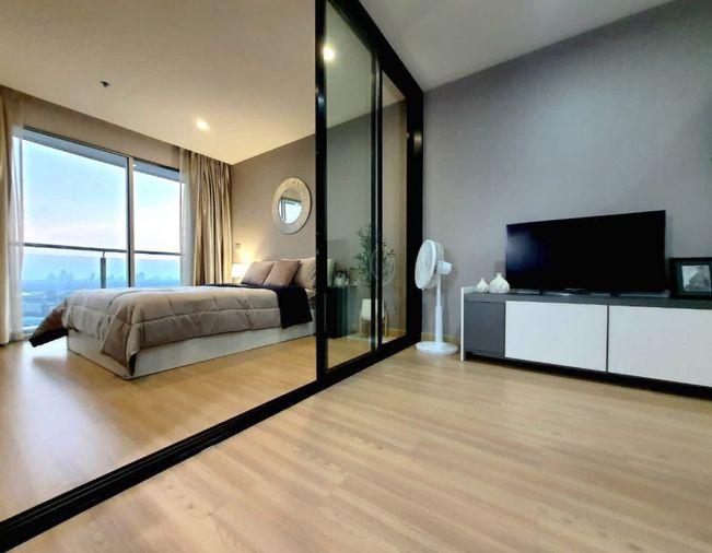 picture 1Bed | 1Bath | BTS Phra Khanong | 37sqm | THB 22,000/mo | Fl.29 — Sky Walk Residence Bangkok - 3/4