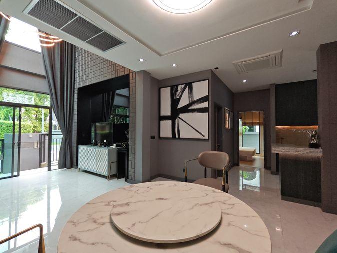 รูป บ้านเดี่ยว3 ชั้น หลังมุม ไม่มีบ้านตรงข้าม สุขุมวิท 101 - รูปที่ 24/27