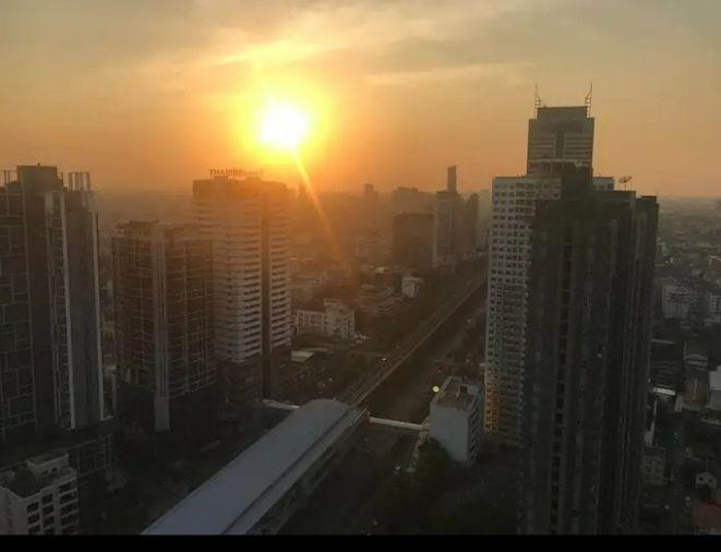 รูป 1 ห้องนอน | 1 ห้องน้ำ | BTS Krung Thon Buri | 57 ตร.ม. | 20,000 บาท/เดือน | ชั้น 32 — Villa Sathorn กรุงเทพฯ - รูปที่ 7/8