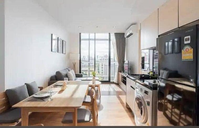 picture 2Bed | 1Bath | BTS Phrom Phong | 60sqm | THB 40,000/mo | Fl.5 — Park Origin Promprong Bangkok - 1/9