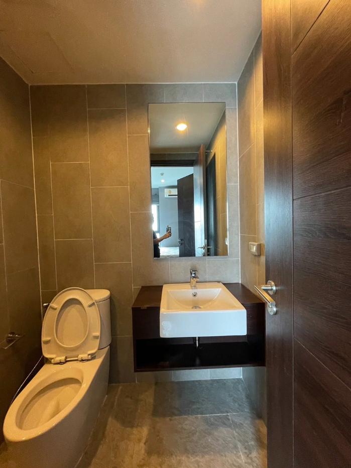 picture 1Bed | 1Bath | BTS Ekkamai | 31sqm | THB 18,000/mo | Fl.21 — C Ekkamai Bangkok - 5/8