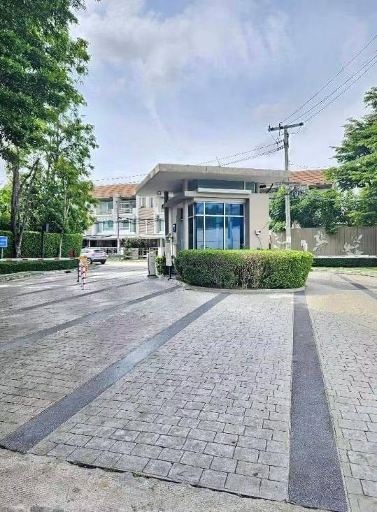 picture Sale Townhome Baan Mai Rama9 Srinakarin GH676 - 2/13