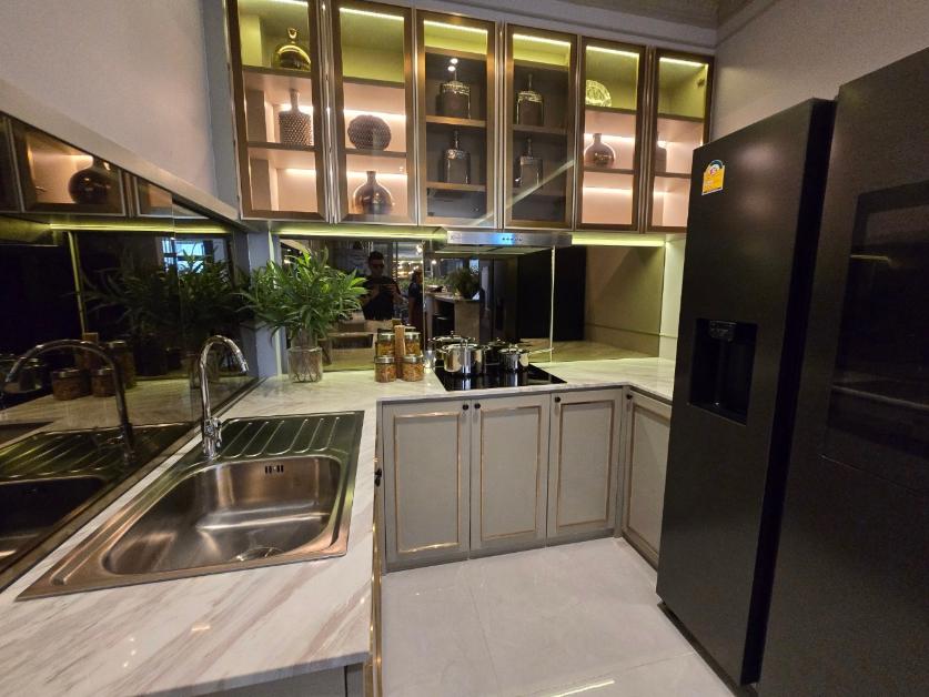 picture [Ready to Transfer] Spacious Detached House at Bangkok Boulevard Chaengwatthana-Ratchaphruek, 360 sq.m., Captivate Model - 4/16
