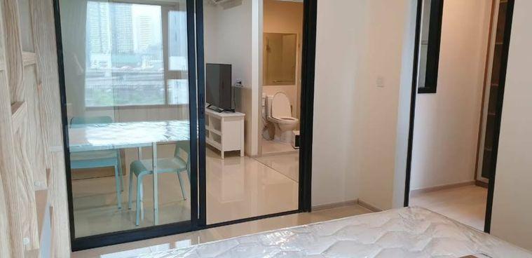 picture 1Bed | 1Bath | MRT Phetchaburi | 36sqm | THB 17,000/mo | Fl.8 — Life Asoke Bangkok - 3/6