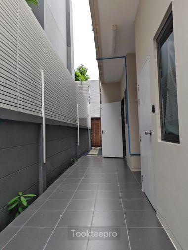 รูป บ้านเดี่ยว3 ชั้น หลังมุม ไม่มีบ้านตรงข้าม สุขุมวิท 101 - รูปที่ 27/27