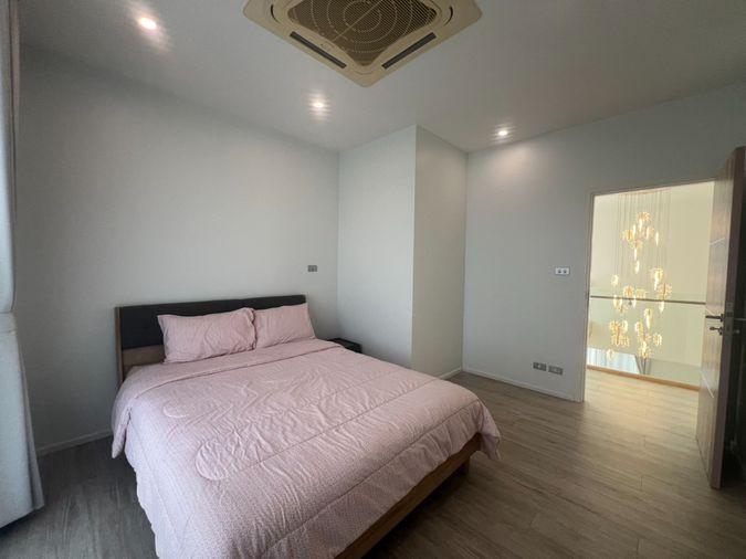 รูป 🏡✨ ให้เช่า Modern Pool Villa 2 ชั้น พร้อมสระว่ายน้ำส่วนตัว ทำเลสันกำแพง เชียงใหม่ ✨🏡  #ASP-V0026 - รูปที่ 16/21