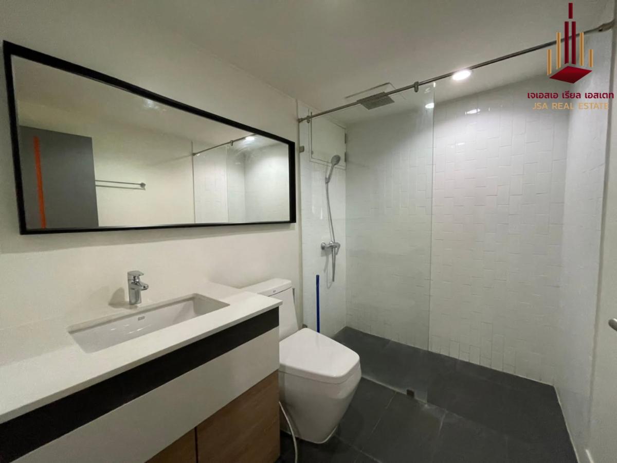picture ✨ For Rent : Baan Prompong  Condo ✨  💰 Only 70,000 THB/month - 10/10