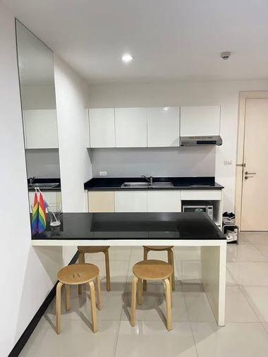 รูป 1 ห้องนอน | 1 ห้องน้ำ | BTS Asok | 50 ตร.ม. | 21,300 บาท/เดือน | ชั้น 2 — Voque Sukhumvit 16 กรุงเทพฯ - รูปที่ 2/5