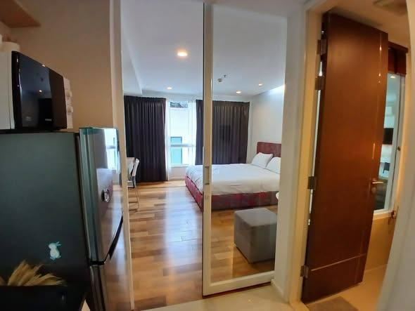 picture Studio | 1Bath | BTS Nana | 28.18sqm | THB 17,900/mo | Fl.8 — 15 Sukhumvit Residences Bangkok - 4/5