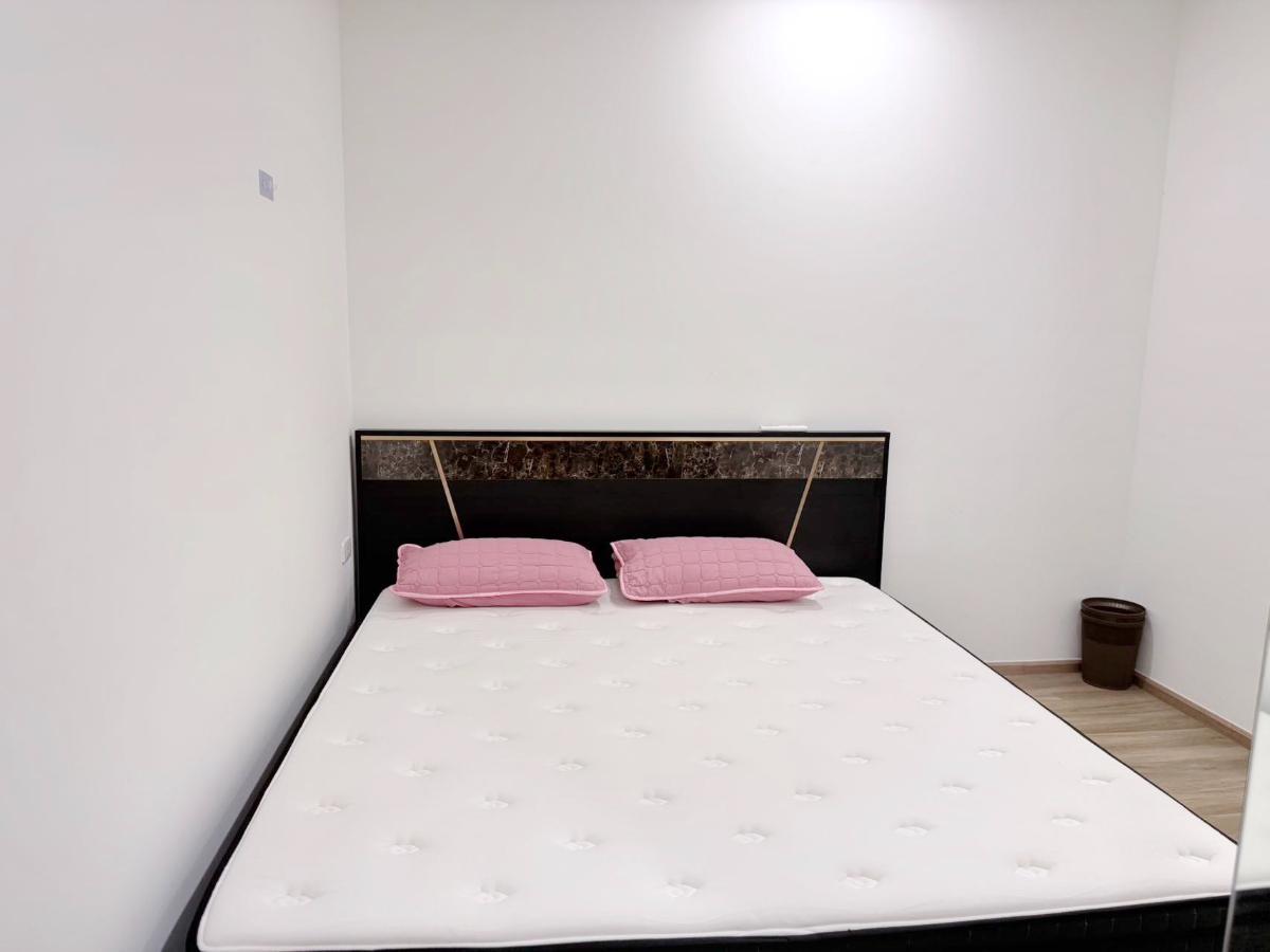 picture 9837, 2 Br. condo for rent and sale at The Stage made by me Ratchada-Huaikhwang. - 7/9