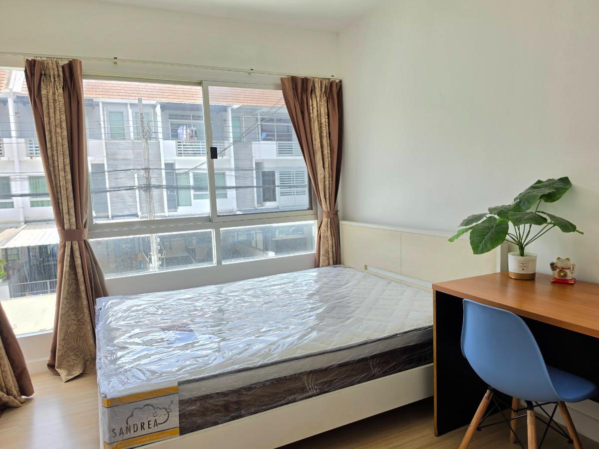 picture Sale Townhome Baan Mai Rama9 Srinakarin GH676 - 10/13