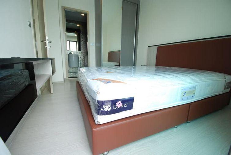 รูป 1 ห้องนอน | 1 ห้องน้ำ | BTS Thong Lo | 33 ตร.ม. | 22,000 บาท/เดือน | ชั้น 18 — Rhythm Sukhumvit 36-38 กรุงเทพฯ - รูปที่ 2/8