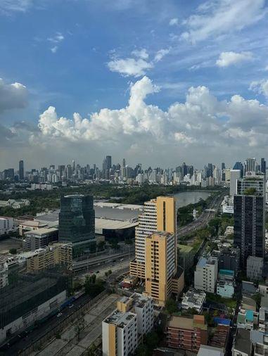 รูป 2 ห้องนอน | 1 ห้องน้ำ | MRT Queen Sirikit National Convention Centre | 48 ตร.ม. | 45,000 บาท/เดือน | ชั้น 35 — Life Rama 4 - Asoke กรุงเทพฯ - รูปที่ 1/10
