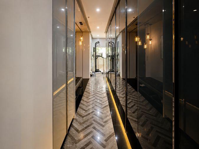 รูป 3 ห้องนอน | 3 ห้องน้ำ | BTS Asok | 240 ตร.ม. | 150,000 บาท/เดือน | ชั้น 20 — Citi Smart Condo Sukhumvit 18 กรุงเทพฯ - รูปที่ 1/10