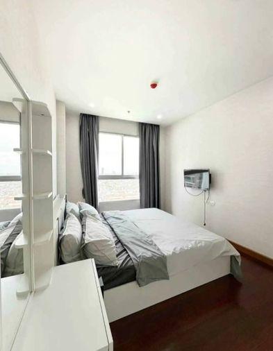 รูป 2 ห้องนอน | 2 ห้องน้ำ | BTS Surasak | 83 ตร.ม. | 32,500 บาท/เดือน | ชั้น 24 — Supalai Lite Sathorn - Charoenrat กรุงเทพฯ - รูปที่ 5/8