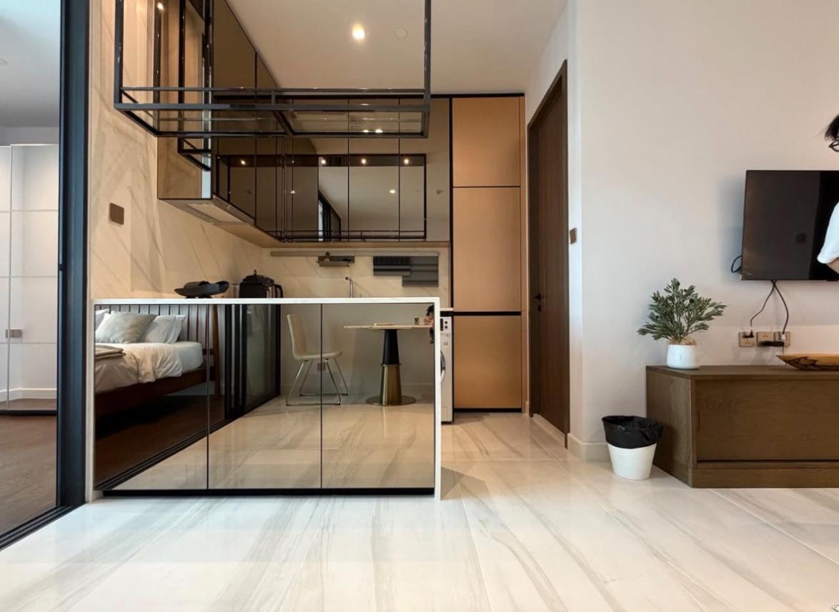 picture 1Bed | 1Bath | BTS Sala Daeng | 45sqm | THB 50,000/mo | Fl.30 — Supalai Icon Sathorn Bangkok - 4/7