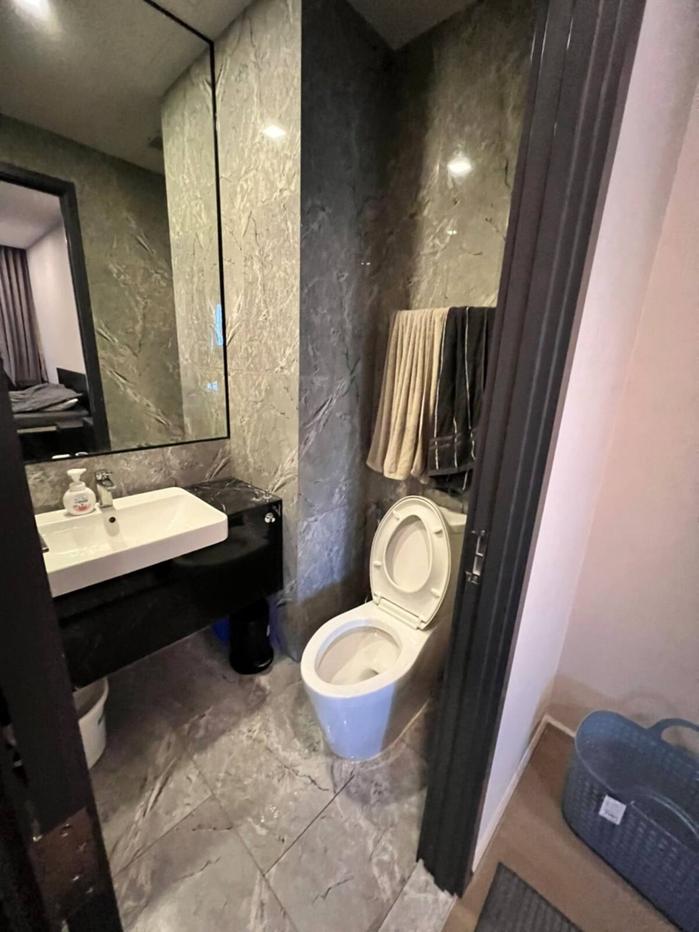 รูป 🏙️✨ ติด MRT Sukhumvit เพียง 20 ม. ใจกลางอโศก เดินทางสะดวกสุดๆ ห้อง 1 Bed พร้อมอยู่ 🖤 Ashton Asoke ✨ NO-026 - รูปที่ 9/9