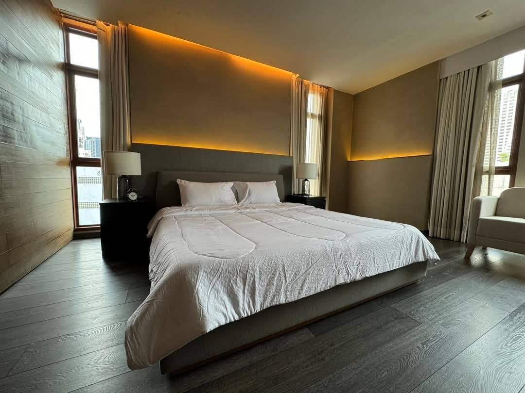 picture 3Bed | 3Bath | BTS Phloen Chit | 266sqm | THB 150,000/mo | Fl.7 — The Crest Ruamrudee Bangkok - 8/10