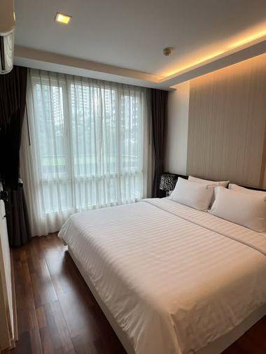 picture 1Bed | 1Bath | BTS Phrom Phong | 40sqm | THB 37,000/mo | Fl.3 — Beverly 33 Bangkok - 2/7