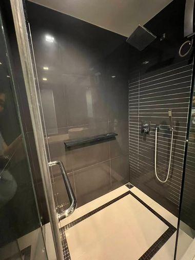 รูป 1 ห้องนอน | 1 ห้องน้ำ | BTS Saphan Taksin | 45 ตร.ม. | 25,000 บาท/เดือน | ชั้น 34 — Rhythm Sathorn กรุงเทพฯ - รูปที่ 7/8