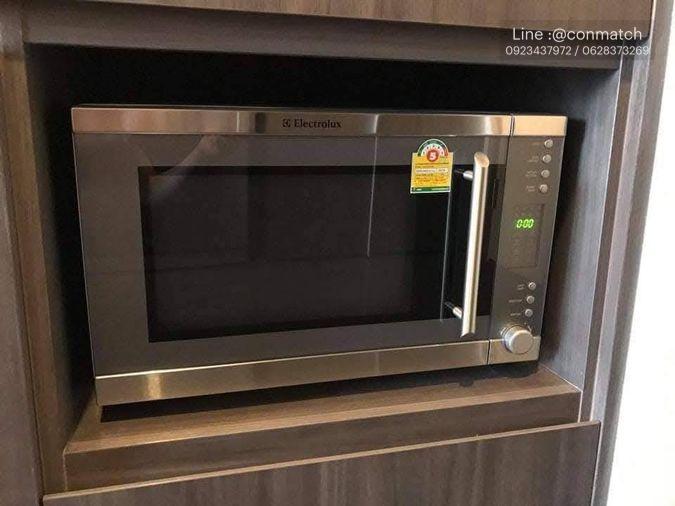 picture 1Bed | 1Bath | BTS Phrom Phong | 46sqm | THB 29,000/mo | Fl.3 — Via 49 Bangkok - 8/10