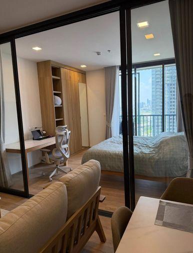 picture 1Bed | 1Bath | BTS Phaya Thai | 43sqm | THB 25,000/mo | Fl.25 — XT Phayathai Bangkok - 1/10