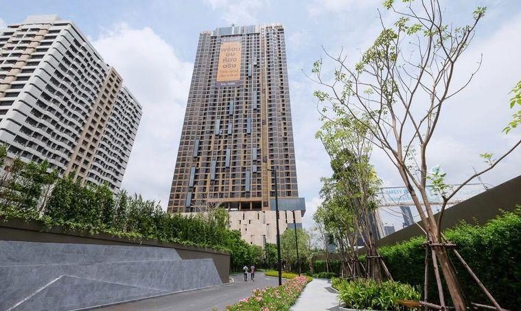 รูป 1 ห้องนอน | 1 ห้องน้ำ | MRT Phra Ram 9 | 34 ตร.ม. | 14,000 บาท/เดือน | ชั้น 29 — Oka Haus Sukhumvit 36 กรุงเทพฯ - รูปที่ 1/8