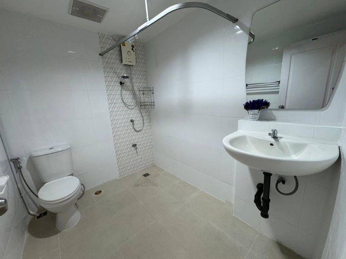 picture 2Bed | 1Bath | MRT Phra Ram 9 | 72sqm | THB 30,000/mo | Fl.12 — Siam Condominium Bangkok - 2/5