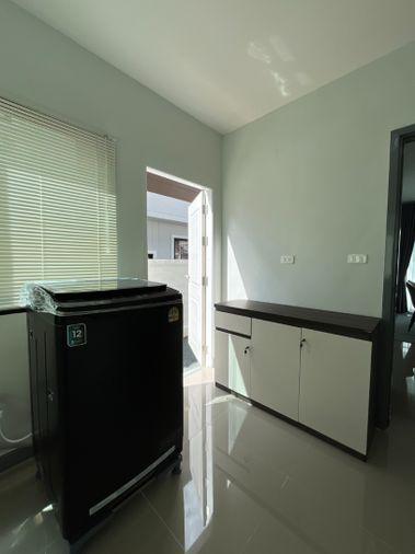 picture 🏡 Two-Storey Detached House for Rent - 22/24