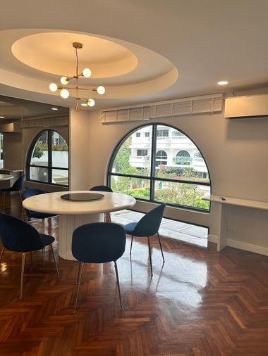 รูป 3 ห้องนอน | 3 ห้องน้ำ | BTS Phrom Phong | 200 ตร.ม. | 70,000 บาท/เดือน | ชั้น 2 — Kiarti Thanee City Mansion กรุงเทพฯ - รูปที่ 1/3
