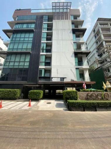 picture 1Bed | 1Bath | BTS Phloen Chit | 35sqm | THB 20,000/mo | Fl.5 — Socio Ruamrudee Bangkok - 2/4