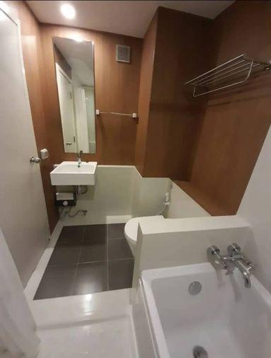 รูป 2 ห้องนอน | 2 ห้องน้ำ | BTS Surasak | 62 ตร.ม. | 23,000 บาท/เดือน | ชั้น 8 — Blossom Condo @ Sathorn-Charoenrat กรุงเทพฯ - รูปที่ 8/10