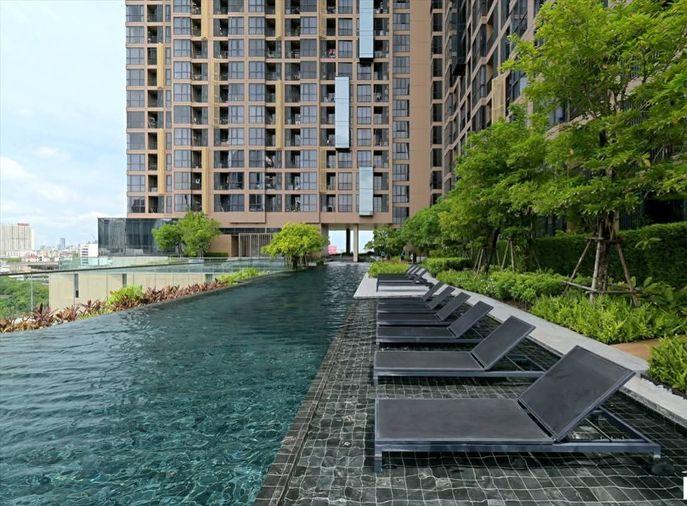 รูป 1 ห้องนอน | 1 ห้องน้ำ | BTS Thong Lo | 35 ตร.ม. | 22,000 บาท/เดือน | ชั้น 33 — Oka Haus Sukhumvit 36 กรุงเทพฯ - รูปที่ 2/10