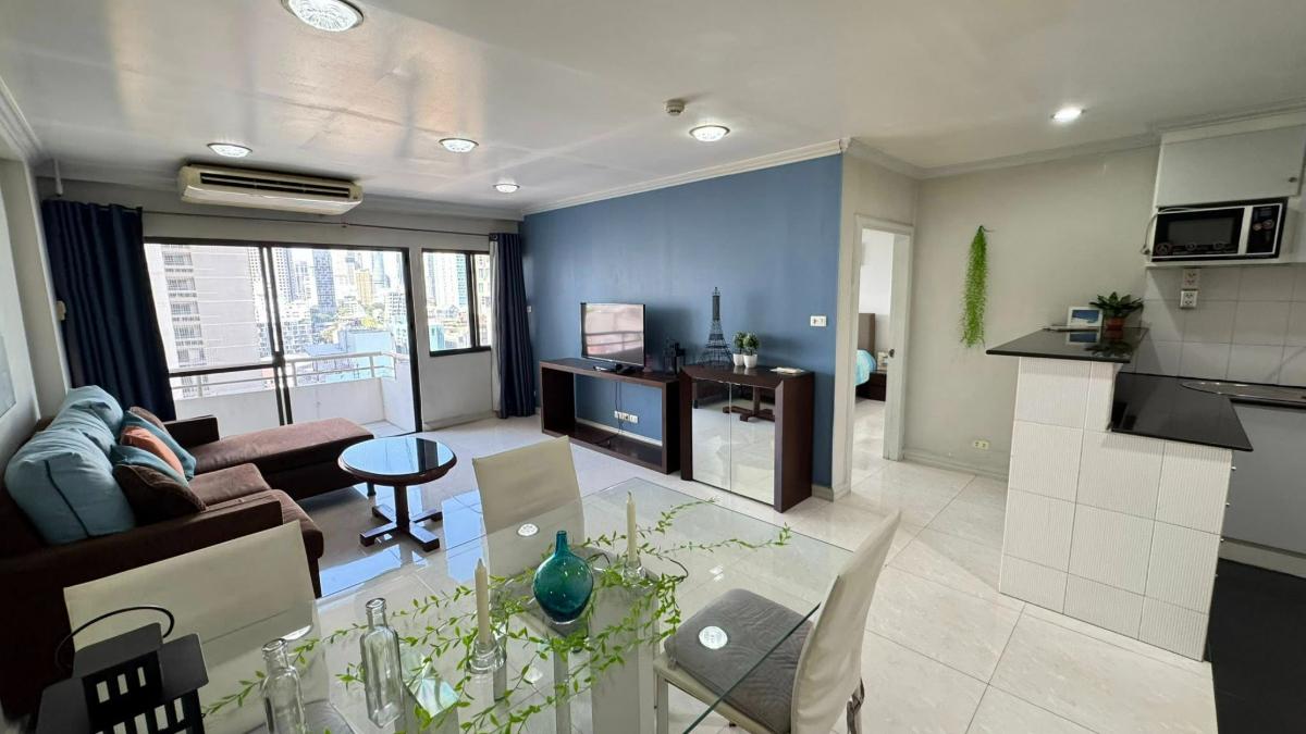 picture 1Bed | 1Bath | BTS Nana | 70sqm | THB 27,000/mo | Fl.15 — Saranjai Mansion Bangkok - 1/10