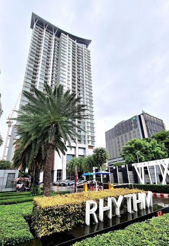 รูป 1 ห้องนอน | 1 ห้องน้ำ | MRT Huai Khwang | 48 ตร.ม. | 26,000 บาท/เดือน | ชั้น 31 — Rhythm Ratchada - Huai Khwang กรุงเทพฯ - รูปที่ 1/8