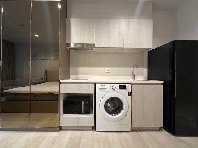 picture 1Bed | 1Bath | BTS Phloen Chit | 25sqm | THB 20,000/mo | Fl.15 — Life One Wireless Bangkok - 7/9