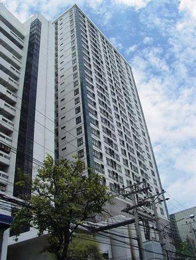 picture 1Bed | 1Bath | BTS Phaya Thai | 40sqm | THB 18,000/mo | Fl.8 — Phayathai Place Bangkok - 1/10